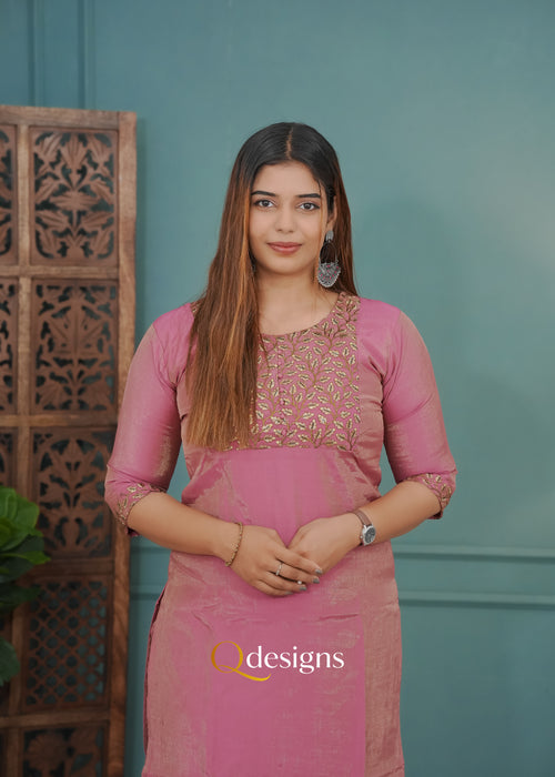 Aditi (Kurti set) - Q1025