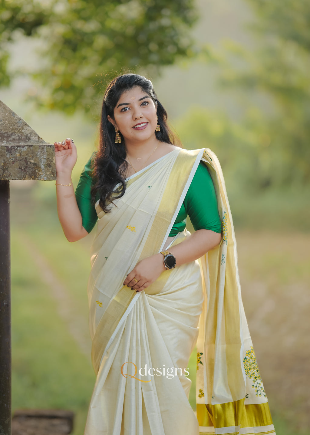 VISHU SET SAREE -Q1039